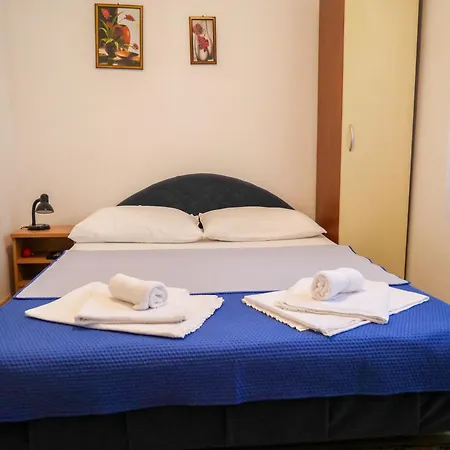 Apartment Marsic *